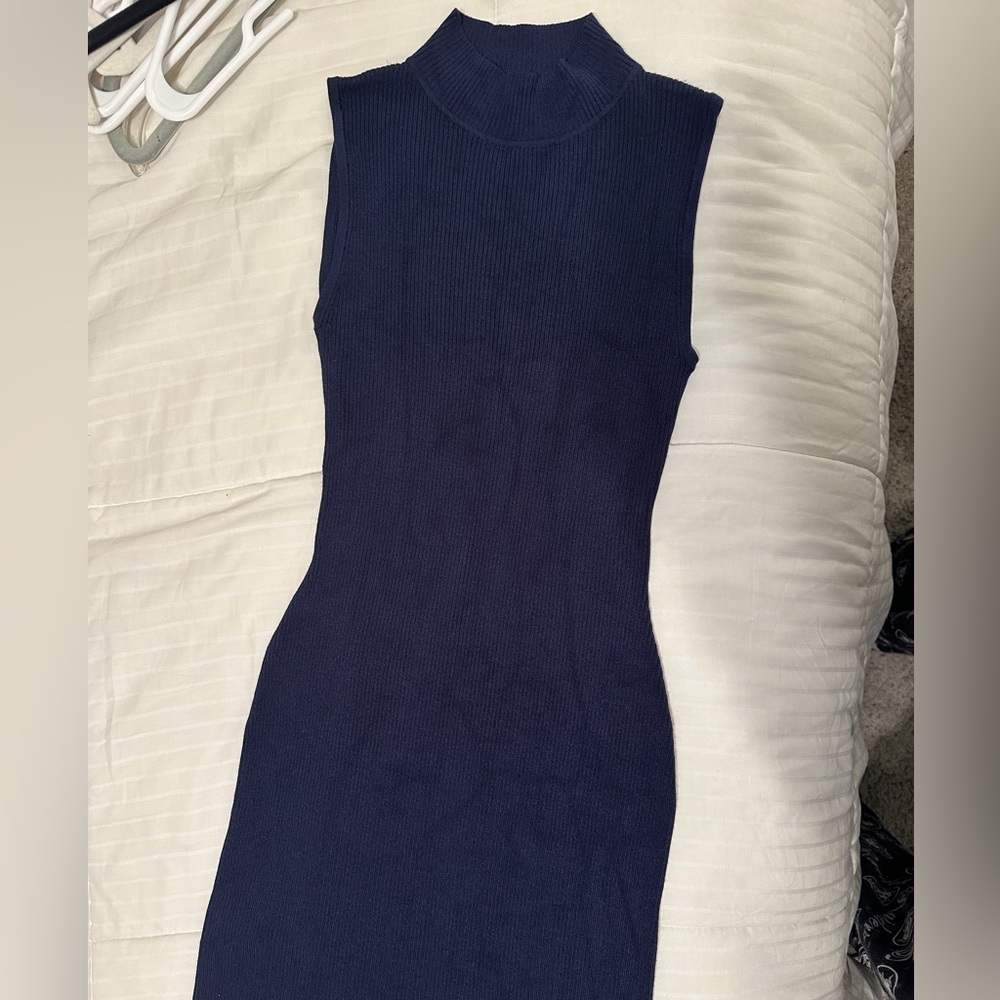 L'AGENCE Mina Mock Neck Navy Micro Rib Midi Dress